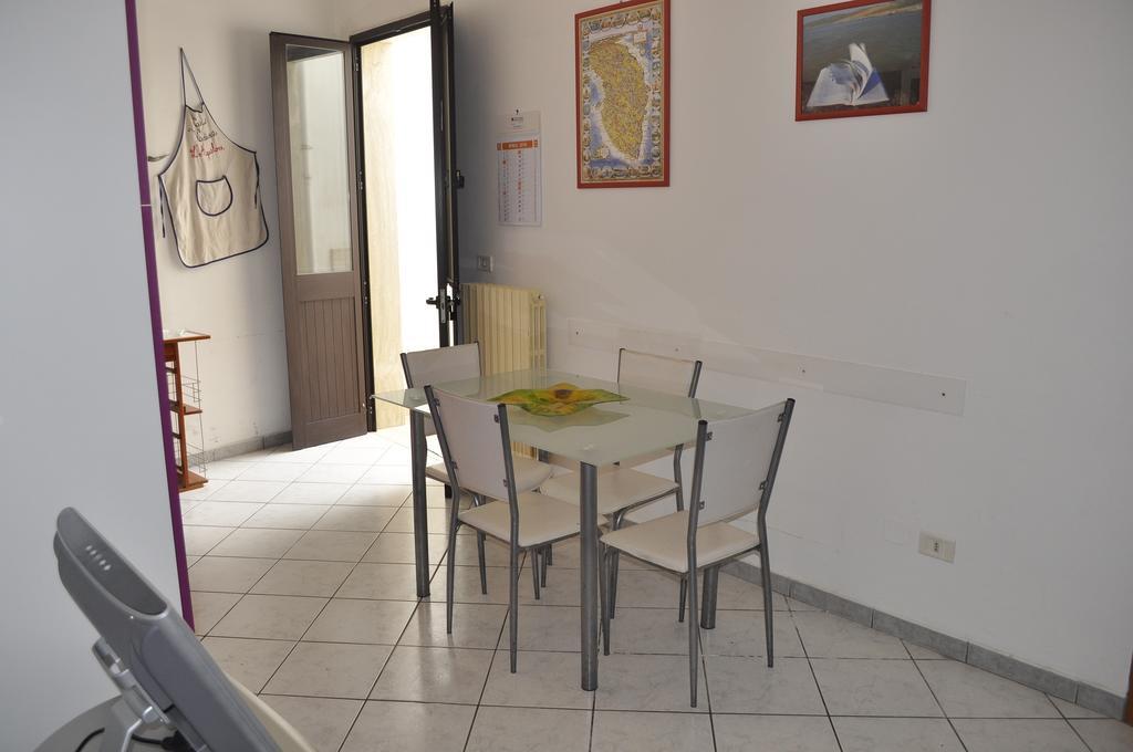 Casa Vacanza L'Aquilone Campi Salentina Exteriör bild