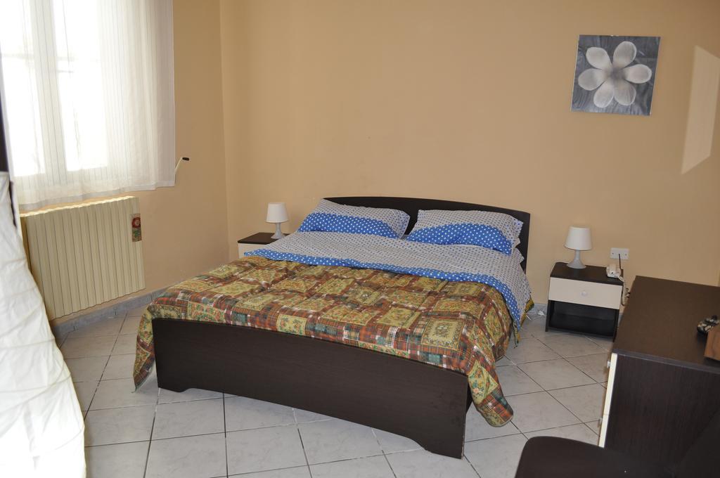 Casa Vacanza L'Aquilone Campi Salentina Exteriör bild
